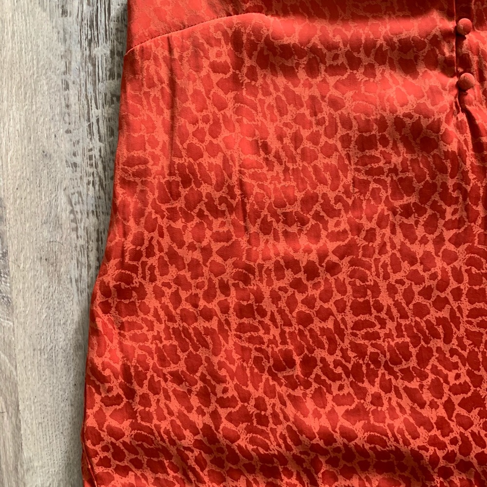 Button Down Tank - Picture 4 of 4